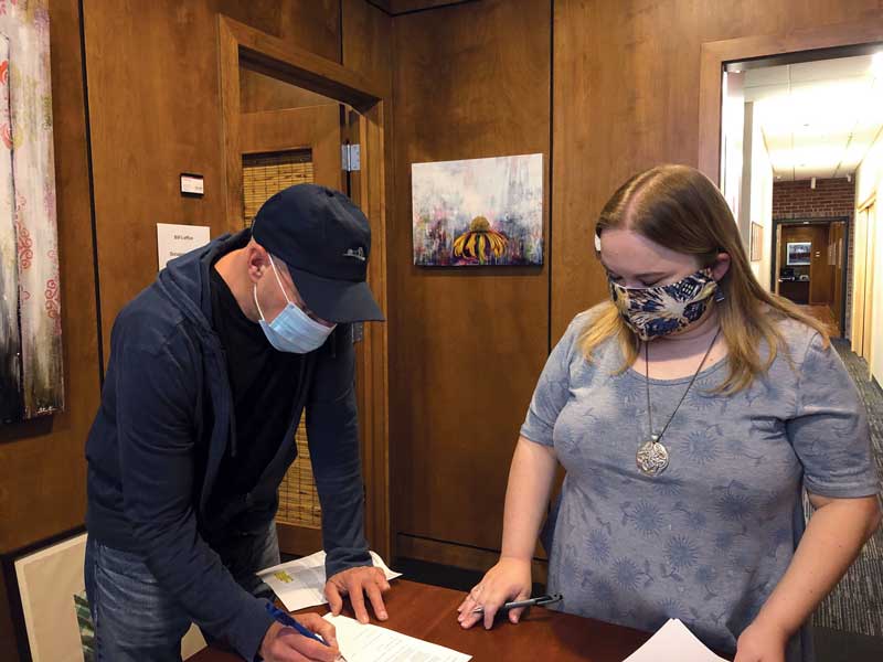 Bill & Lindsey Signing Masked