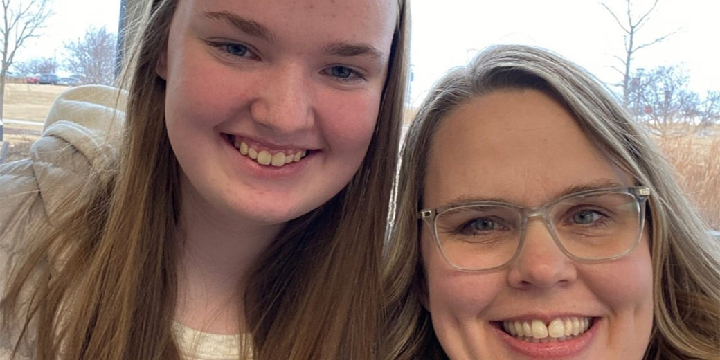 How Teens Use College Websites: A Fast-Scrolling User Journey
