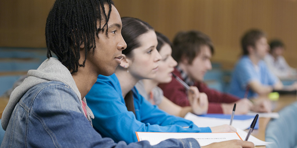 7 Go-to-Market Strategies that Will Build Community College Enrollment
